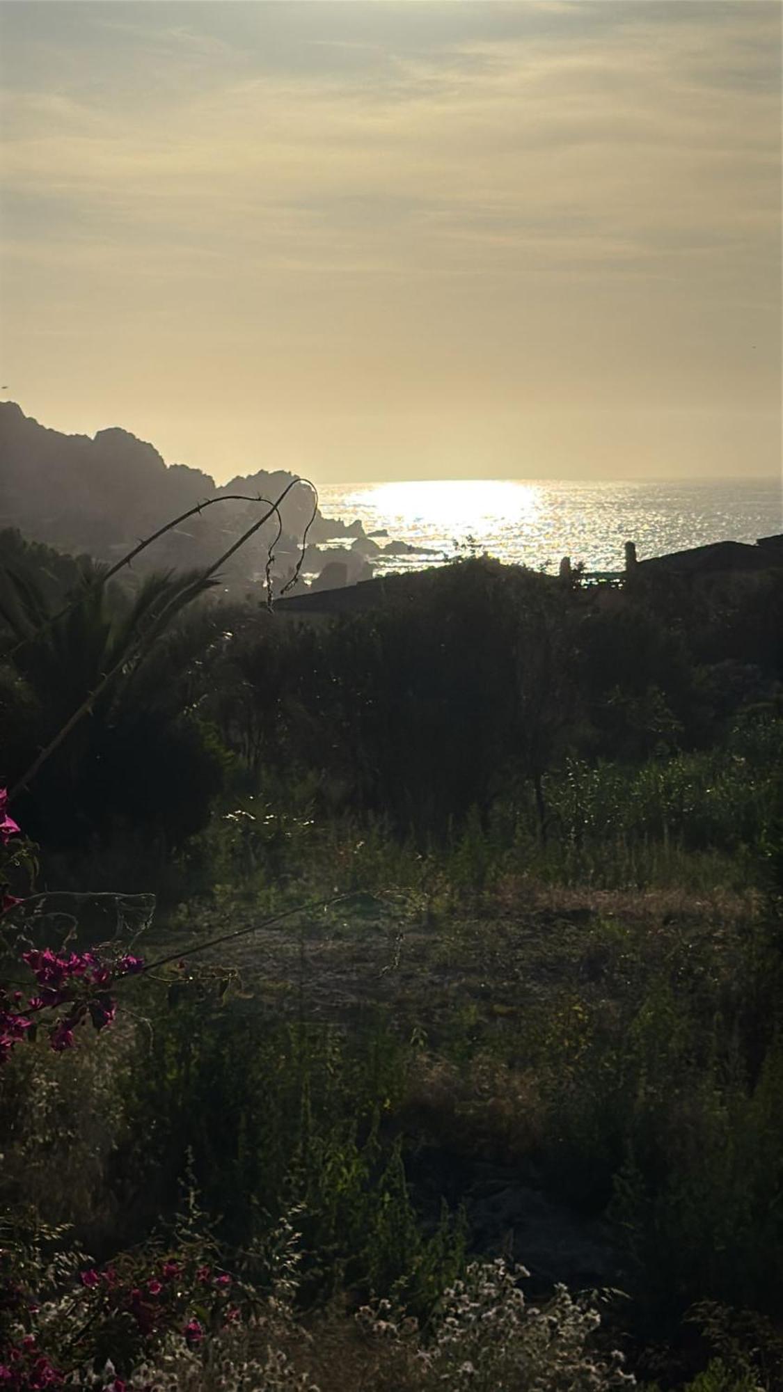 Residence Cala Rossa Isola Rossa Buitenkant foto
